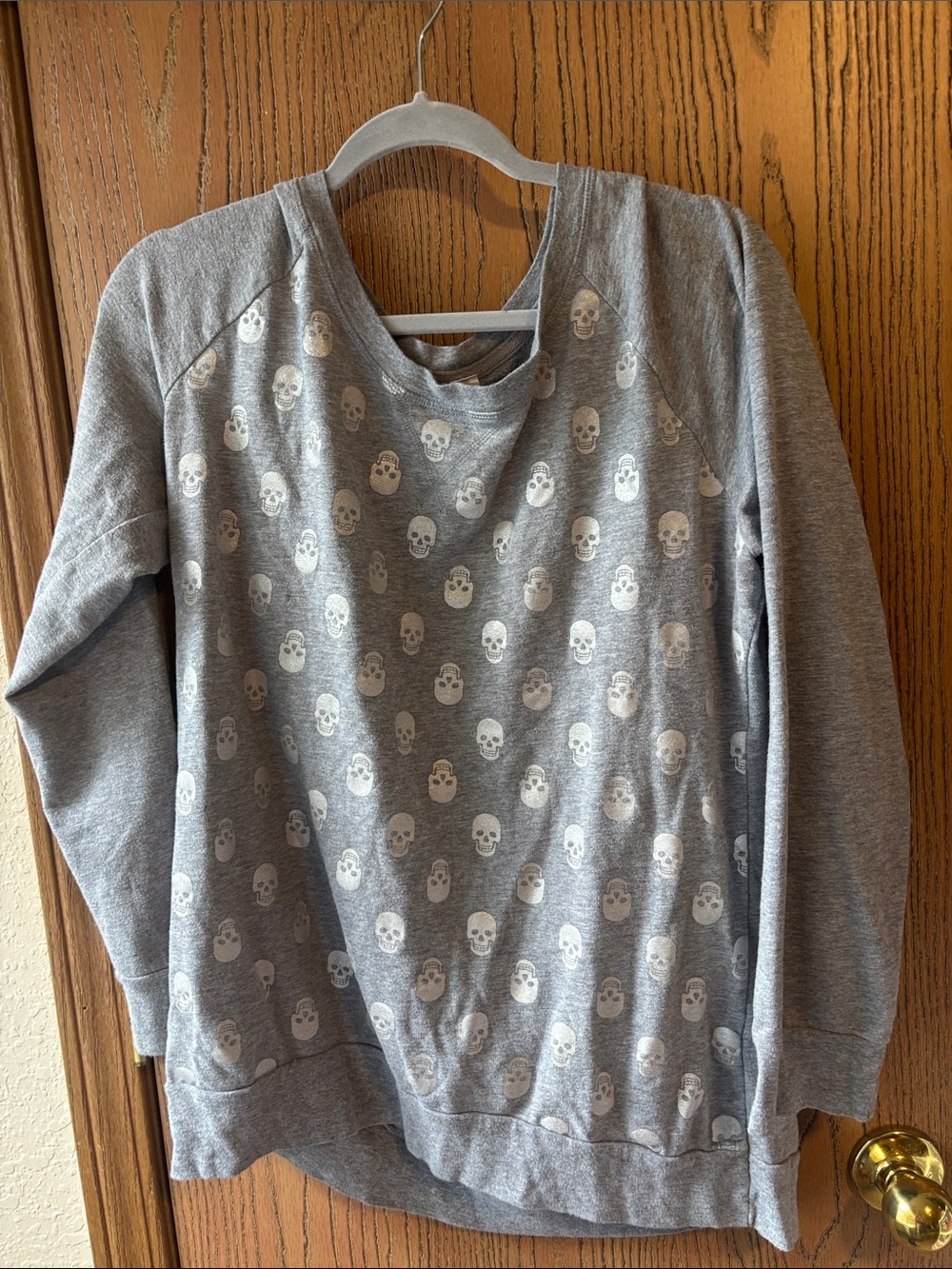 No Boundaries Gray Skull-Print Pullover Sweatshirt